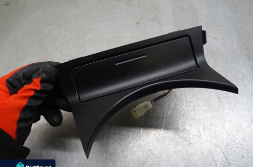 SUBARU OUTBACK III LIFT POPIELNICZKA SCHOWEK