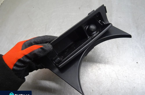 SUBARU OUTBACK III LIFT POPIELNICZKA SCHOWEK