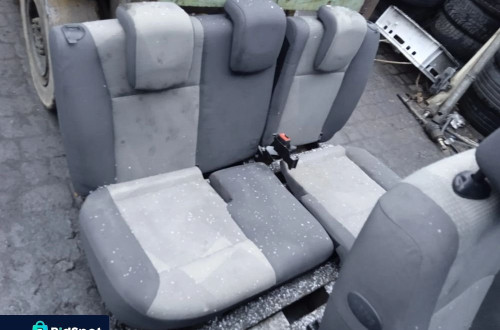 KOMPLET FOTELI RENAULT MODUS 04-12
