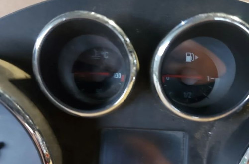 Opel Insignia 2.0d '10r licznik zegary 13333344