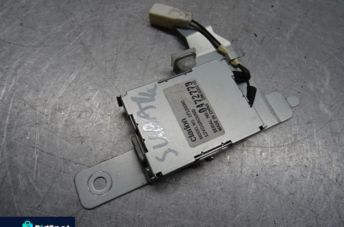 SUBARU OUTBACK III LIFT WZMACNIACZ ANTENY 286-6302-00