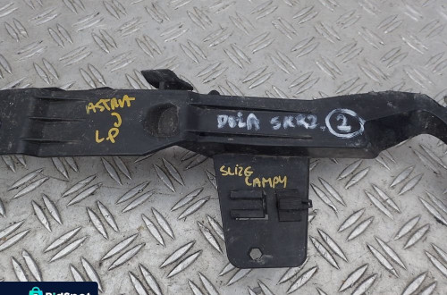 ŚLIZG POD LAMPE LEWY PRZÓD OPEL ASTRA J 13368880 RADOM