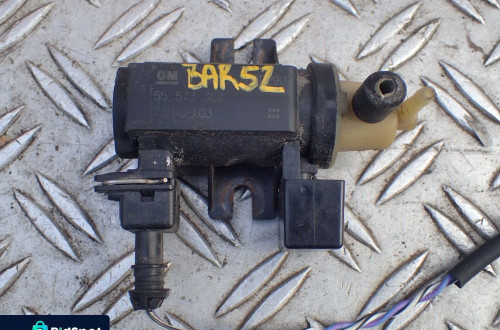OPEL INSIGNIA DIESEL ZAWOR PODCISNIENIA 55573362 RADOM