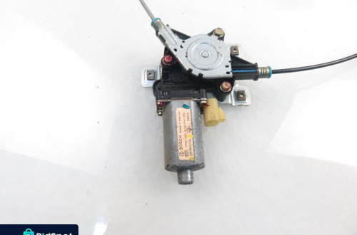 PODNOŚNIK SZYBY LEWY TYLNY HUMMER H2 CM091410A