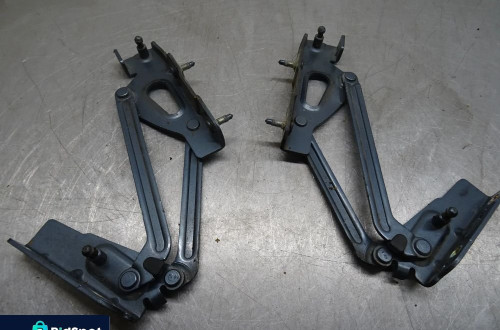 PEUGEOT 407 04-07 2.0B ZAWIASY KLAPY TYŁ