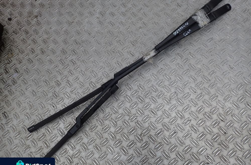 RAMIONA WYCIERACZEK SEAT LEON III 5F2955410 RADOM