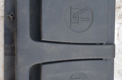 bmw f10 f11 zaslepka ucho bagaznika 7275090