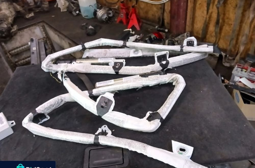 bmw x3 e83 kurtyna airbag prawa 30380660