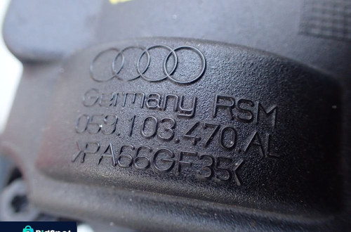 POKRYWA DEKIEL ZAWOROW AUDI 059103470AL RADOM