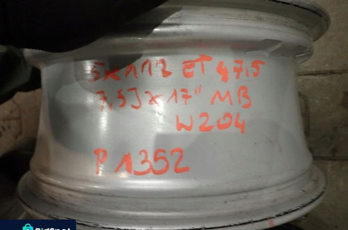 Alufelga felga MERCEDES W204 A204 5x112 ET47,5 7,5J 17" A2044015502