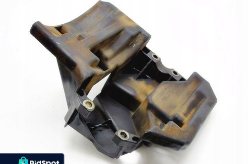 Obudowa Wału W Misce 1.8 8V Laguna Clio Renault 19