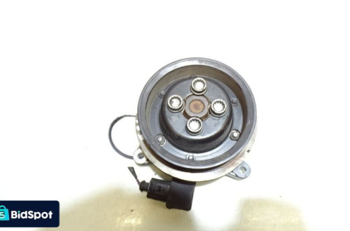 POMPA WODY VOLKSWAGEN GOLF V 1.4TSI 03C121004E
