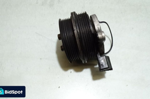 POMPA WODY VOLKSWAGEN GOLF V 1.4TSI 03C121004E
