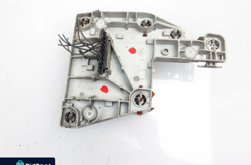 WKŁAD LAMPY PRAWY TYŁ MERCEDES W211 A2118200477