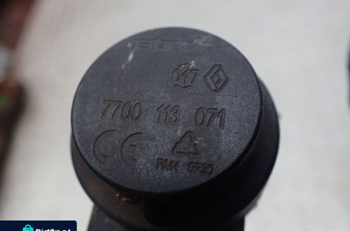 OPEL VIVARO 1.9 ZAWÓR PODCIŚNIENIA 7700113071 RADOM