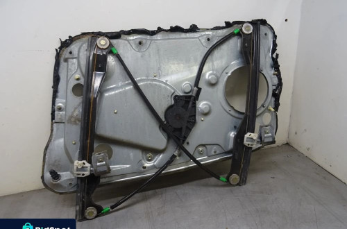 SKODA FABIA I KOMBI 99-03 1.2B PODNOŚNIK MECHANIZM SZYB PRAWY LEWY PRZÓD PRZEDNI