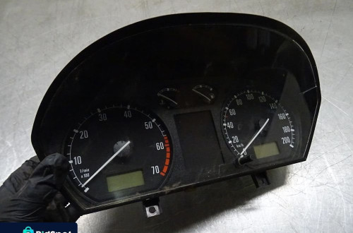 SKODA FABIA I KOMBI 99-03 1.2B LICZNIK ZEGARY