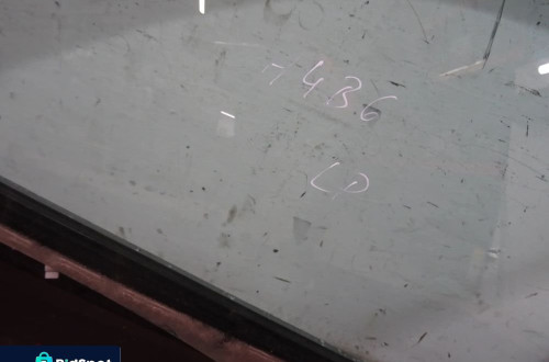 AUDI A4 B6 1.9TDI 00-06 RAMKA SZYBA DRZWI LEWA LEWY PRZÓD