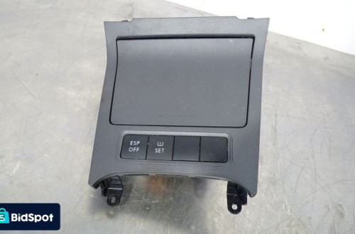 POPIELNICZKA SCHOWEK VOLKSWAGEN GOLF V 1.9TDI 1K0863475