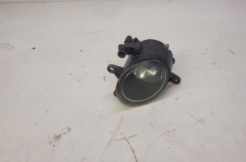 HALOGEN PRAWY PRZÓD AUDI A4 B6 CABRIO 8H0941700A