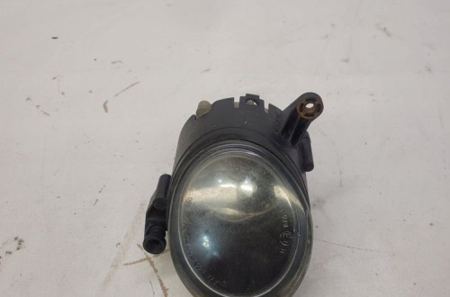 HALOGEN PRAWY PRZÓD AUDI A4 B6 CABRIO 8H0941700A