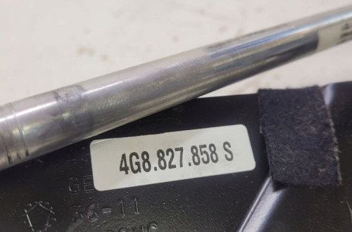 SIŁOWNIK ZAWIAS KLAPY PRAWY TYŁ AUDI A7 4G8827858S