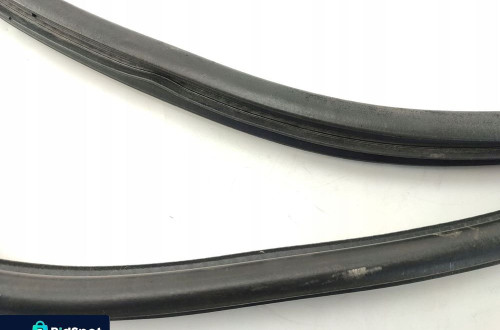 USZCZELKA KAROSERYJNA DRZWI LEWY PRZÓD PEUGEOT 407 (2004-2008) SEDAN