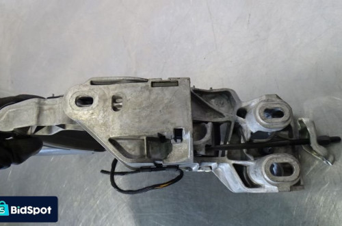 DŹWIGNIA RĘCZNEGO HAMULCA AUDI A3 8P 2.0FSI 8P0711303C