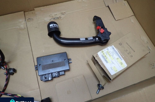 HAK HOLOWNICZY SEAT ATECA 575 575092160D WIĄZA MOD