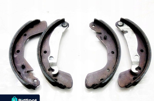 Szczęki Tył Opel Corsa B 1.0 1.2
