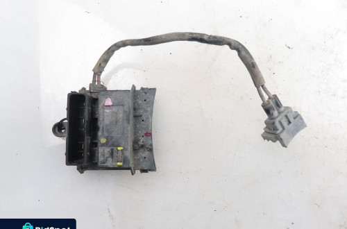 REZYSTOR WENTYLATORA OPEL VECTRA C 1.8  1379151