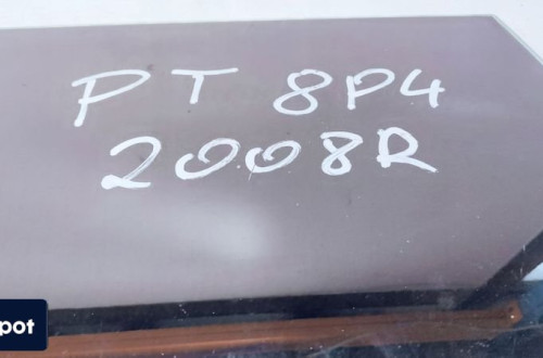 SZYBA BOCZNA DRZWI PRAWY TYŁ AUDI A3 8P4 2008R