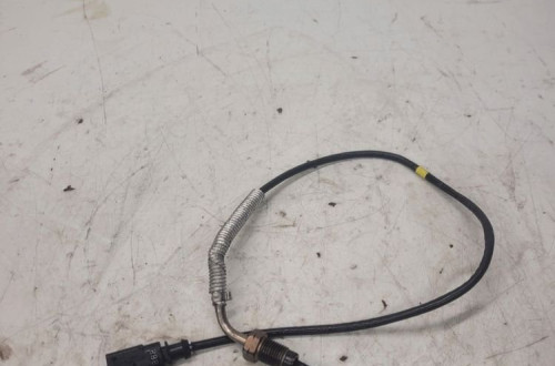 CZUJNIK TEMPERATURY SPALIN AUDI VW 04L906088AR
