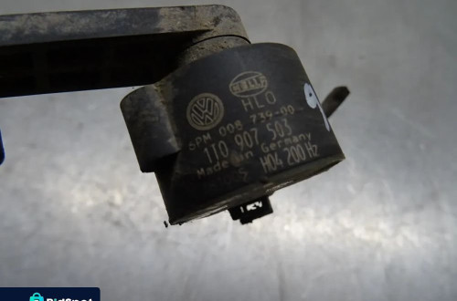 AUDI A6 C6 04-07 2.4 KOMBI CZUJNIK POZIOMOWANIA XENONU 1T0907503