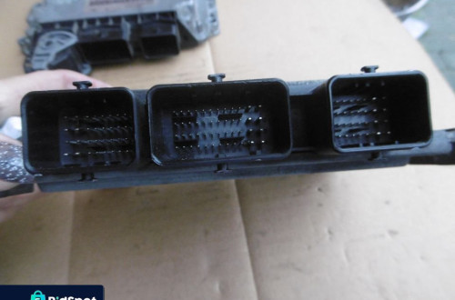 Komputer Renault TWINGO 1,2 16V S120200113A 8200774747