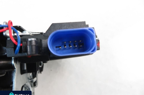 ZAMEK LEWY PRZEDNI VW GOLF V 9 PIN