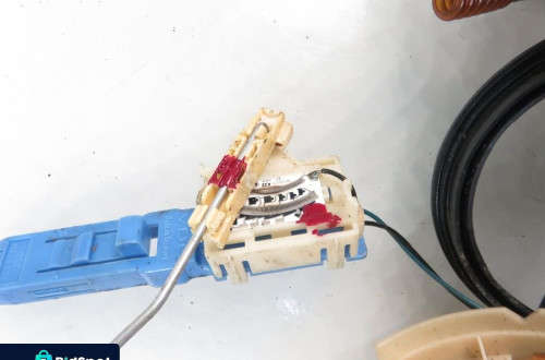 POMPA PALIWA VW PASSAT B5 1.8  8E0906087D