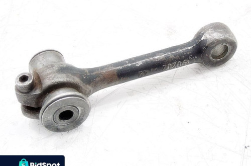 Łapa Dźwignia Mercedes W202 C180 1.8