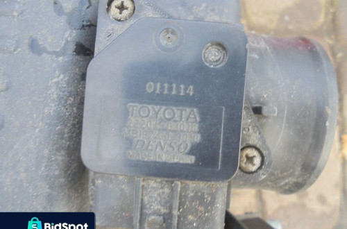 PRZEPŁYWOMIERZ TOYOTA COROLLA E12 22204-0J010