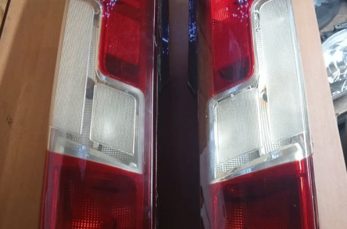 LAMPA TYLNA PRAWA LUB LEWA FIAT DUCATO 14-
