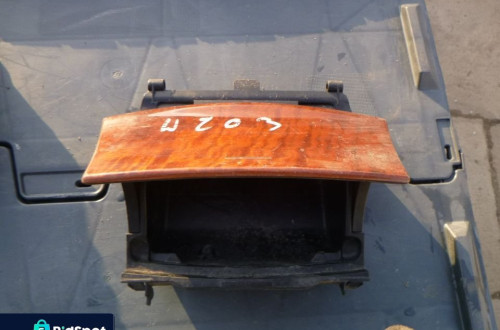 MERCEDES W203 popielniczka drewno a2036800852