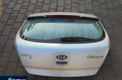 KLAMKA KLAPY SILNICZEK WYCIERACZKI ZAMEK STOP TYLNEJ KIA PRO CEE'D CEED