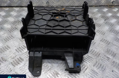 AUDI A5 8T UCHWYT MOCOWANIE STEROWNIKA 8T0907368A